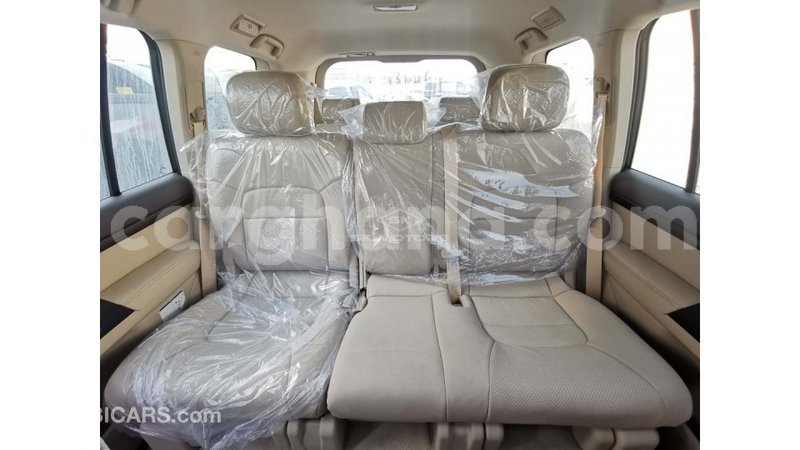 Big with watermark toyota land cruiser ashanti import dubai 41199