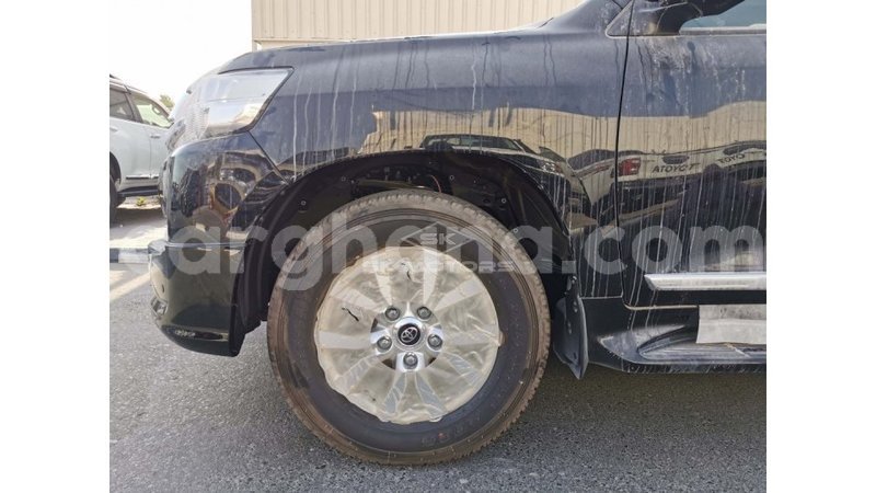 Big with watermark toyota land cruiser ashanti import dubai 41199