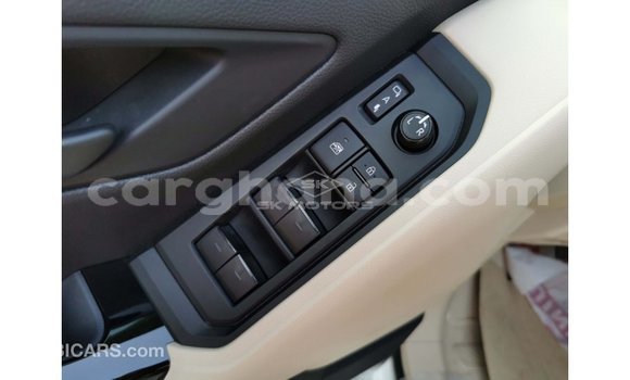 Buy Import Toyota Land Cruiser White Car in Import - Dubai in Ashanti Buy Import Toyota Land Cruiser White Car in Import - Dubai in Ashanti