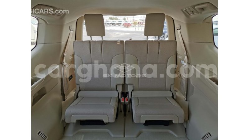 Big with watermark toyota land cruiser ashanti import dubai 41201