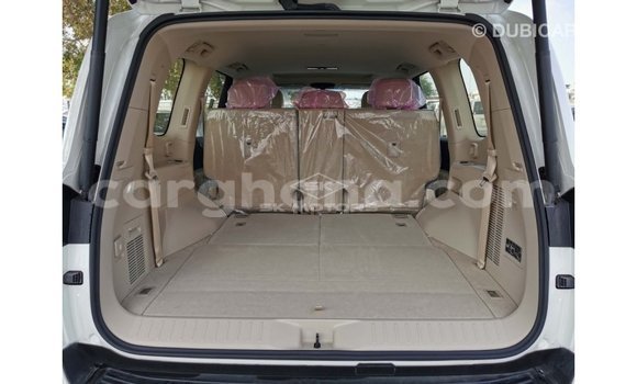 Buy Import Toyota Land Cruiser White Car in Import - Dubai in Ashanti Buy Import Toyota Land Cruiser White Car in Import - Dubai in Ashanti