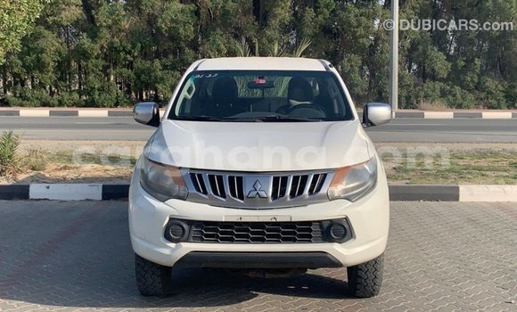 Buy Import Mitsubishi L200 White Car in Import - Dubai in Ashanti Buy Import Mitsubishi L200 White Car in Import - Dubai in Ashanti