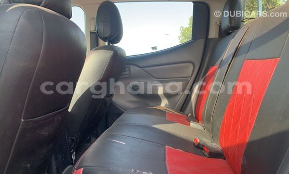 Buy Import Mitsubishi L200 White Car in Import - Dubai in Ashanti Buy Import Mitsubishi L200 White Car in Import - Dubai in Ashanti