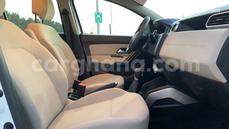 Big with watermark renault duster ashanti import dubai 41227