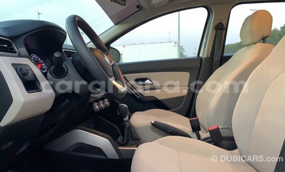 Ra Imported Renault Duster funfun Ọkọ̀ in Import - Dubai ni Ashanti Ra Imported Renault Duster funfun Ọkọ̀ in Import - Dubai ni Ashanti