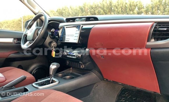 Ra Imported Toyota Hilux funfun Ọkọ̀ in Import - Dubai ni Ashanti Ra Imported Toyota Hilux funfun Ọkọ̀ in Import - Dubai ni Ashanti