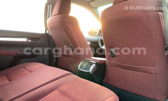 Ra Imported Toyota Hilux funfun Ọkọ̀ in Import - Dubai ni Ashanti Ra Imported Toyota Hilux funfun Ọkọ̀ in Import - Dubai ni Ashanti