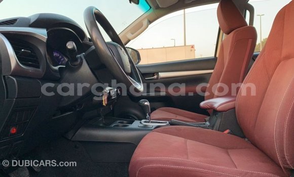 Ra Imported Toyota Hilux funfun Ọkọ̀ in Import - Dubai ni Ashanti Ra Imported Toyota Hilux funfun Ọkọ̀ in Import - Dubai ni Ashanti