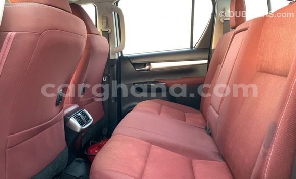 Ra Imported Toyota Hilux funfun Ọkọ̀ in Import - Dubai ni Ashanti Ra Imported Toyota Hilux funfun Ọkọ̀ in Import - Dubai ni Ashanti