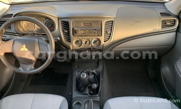 Ra Imported Mitsubishi L200 funfun Ọkọ̀ in Import - Dubai ni Ashanti Ra Imported Mitsubishi L200 funfun Ọkọ̀ in Import - Dubai ni Ashanti