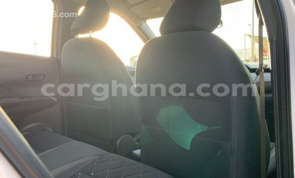 Ra Imported Nissan Evalia funfun Ọkọ̀ akẹ́rù ńlá in Import - Dubai ni Ashanti Ra Imported Nissan Evalia funfun Ọkọ̀ akẹ́rù ńlá in Import - Dubai ni Ashanti
