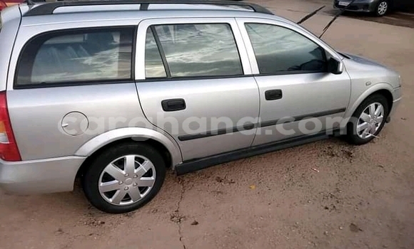 Ra Àlòkù Opel Astra Miiran Ọkọ̀ in Accra ni Greater Accra Ra Àlòkù Opel Astra Miiran Ọkọ̀ in Accra ni Greater Accra