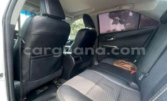 Buy Used Toyota Camry White Car in Accra in Greater Accra Buy Used Toyota Camry White Car in Accra in Greater Accra