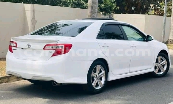 Buy Used Toyota Camry White Car in Accra in Greater Accra Buy Used Toyota Camry White Car in Accra in Greater Accra