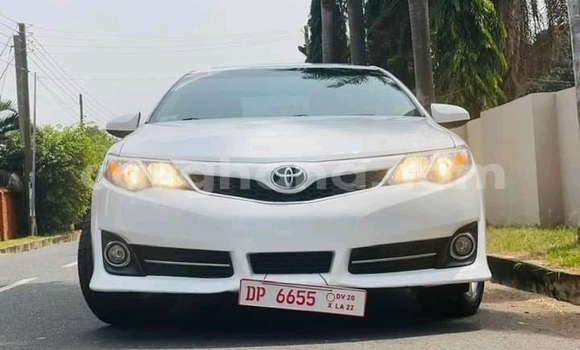 Buy Used Toyota Camry White Car in Accra in Greater Accra Buy Used Toyota Camry White Car in Accra in Greater Accra