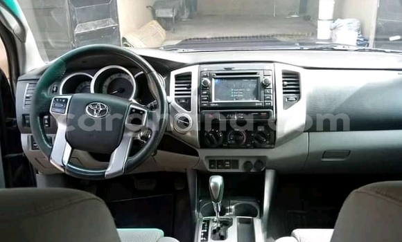 Ra Àlòkù Toyota Tacoma Black Ọkọ̀ in Accra ni Greater Accra Ra Àlòkù Toyota Tacoma Black Ọkọ̀ in Accra ni Greater Accra