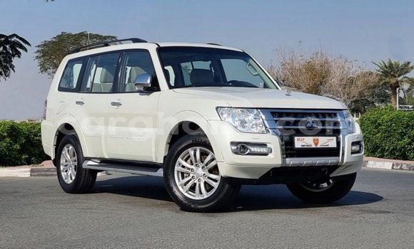 Sayi Imported Mitsubishi Pajero White Mota in Import - Dubai a Ashanti Sayi Imported Mitsubishi Pajero White Mota in Import - Dubai a Ashanti