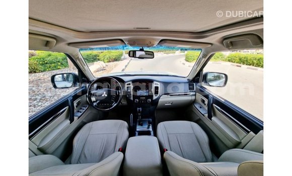 Sayi Imported Mitsubishi Pajero White Mota in Import - Dubai a Ashanti Sayi Imported Mitsubishi Pajero White Mota in Import - Dubai a Ashanti