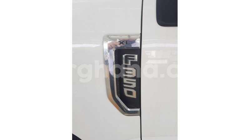 Big with watermark ford club wagon ashanti import dubai 41290