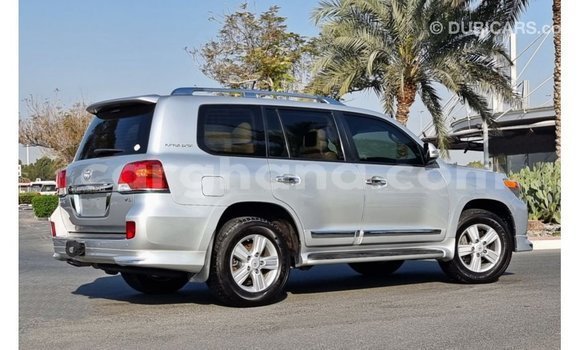 Ra Imported Toyota Land Cruiser Miiran Ọkọ̀ in Import - Dubai ni Ashanti Ra Imported Toyota Land Cruiser Miiran Ọkọ̀ in Import - Dubai ni Ashanti
