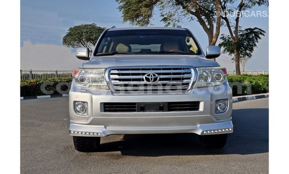 Ra Imported Toyota Land Cruiser Miiran Ọkọ̀ in Import - Dubai ni Ashanti Ra Imported Toyota Land Cruiser Miiran Ọkọ̀ in Import - Dubai ni Ashanti