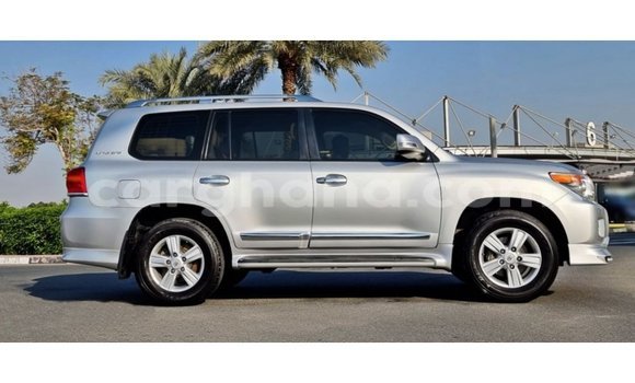 Ra Imported Toyota Land Cruiser Miiran Ọkọ̀ in Import - Dubai ni Ashanti Ra Imported Toyota Land Cruiser Miiran Ọkọ̀ in Import - Dubai ni Ashanti