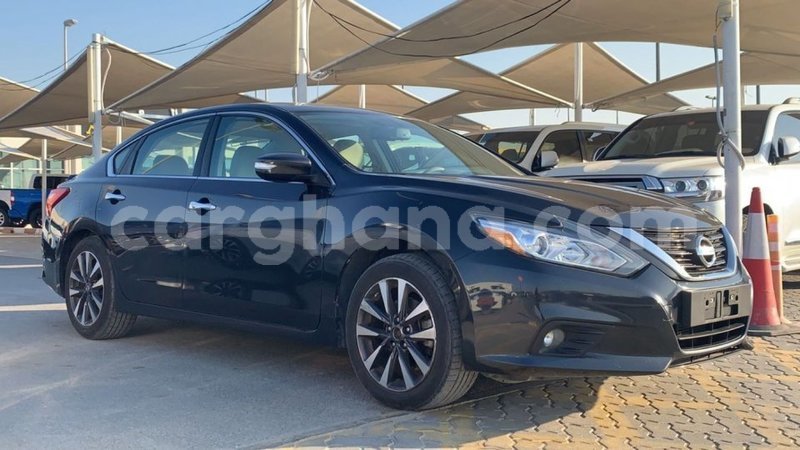 Big with watermark nissan altima ashanti import dubai 41292