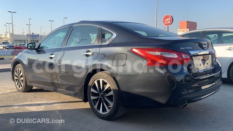 Big with watermark nissan altima ashanti import dubai 41292