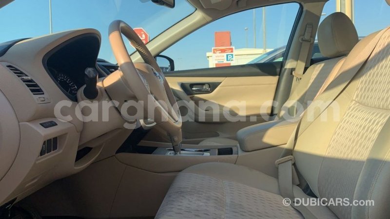 Big with watermark nissan altima ashanti import dubai 41292