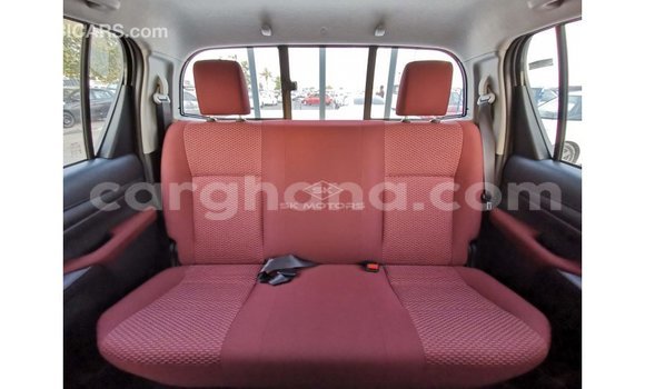 Ra Imported Toyota Hilux funfun Ọkọ̀ in Import - Dubai ni Ashanti Ra Imported Toyota Hilux funfun Ọkọ̀ in Import - Dubai ni Ashanti