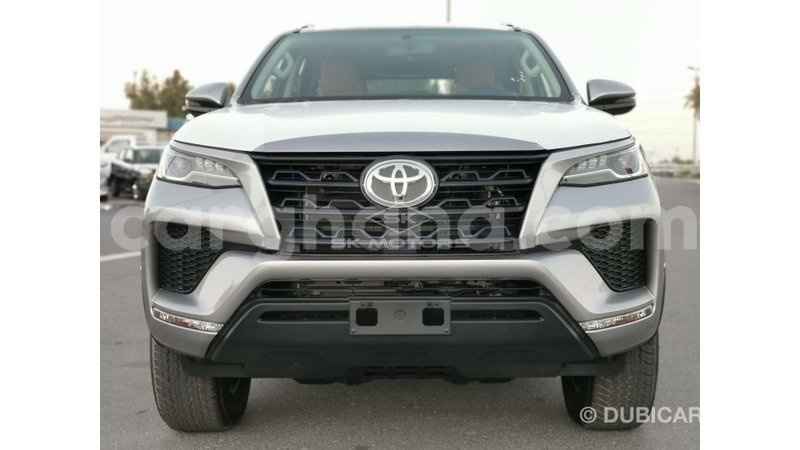 Big with watermark toyota fortuner ashanti import dubai 41296