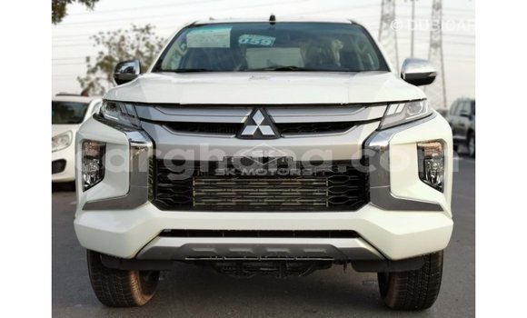 Ra Imported Mitsubishi L200 funfun Ọkọ̀ in Import - Dubai ni Ashanti Ra Imported Mitsubishi L200 funfun Ọkọ̀ in Import - Dubai ni Ashanti