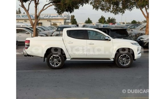 Ra Imported Mitsubishi L200 funfun Ọkọ̀ in Import - Dubai ni Ashanti Ra Imported Mitsubishi L200 funfun Ọkọ̀ in Import - Dubai ni Ashanti