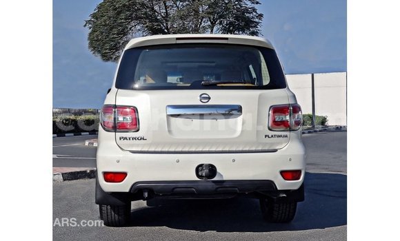 Sayi Imported Nissan Patrol White Mota in Import - Dubai a Ashanti Sayi Imported Nissan Patrol White Mota in Import - Dubai a Ashanti
