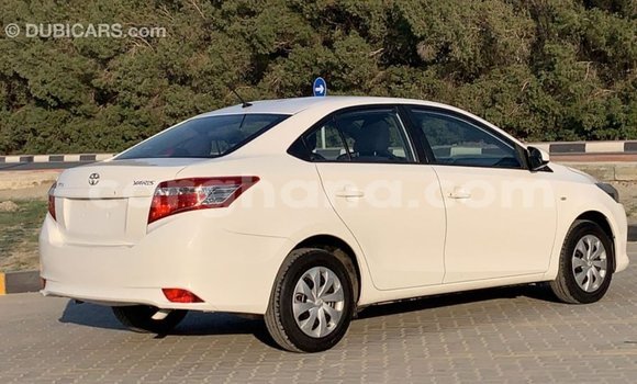 Ra Imported Toyota Yaris funfun Ọkọ̀ in Import - Dubai ni Ashanti Ra Imported Toyota Yaris funfun Ọkọ̀ in Import - Dubai ni Ashanti