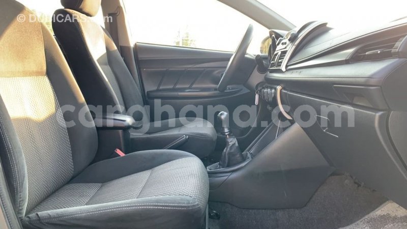 Big with watermark toyota yaris ashanti import dubai 41302