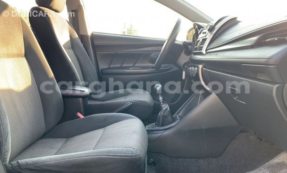 Ra Imported Toyota Yaris funfun Ọkọ̀ in Import - Dubai ni Ashanti Ra Imported Toyota Yaris funfun Ọkọ̀ in Import - Dubai ni Ashanti