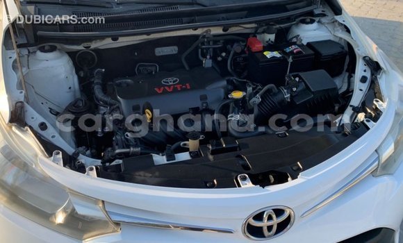 Ra Imported Toyota Yaris funfun Ọkọ̀ in Import - Dubai ni Ashanti Ra Imported Toyota Yaris funfun Ọkọ̀ in Import - Dubai ni Ashanti