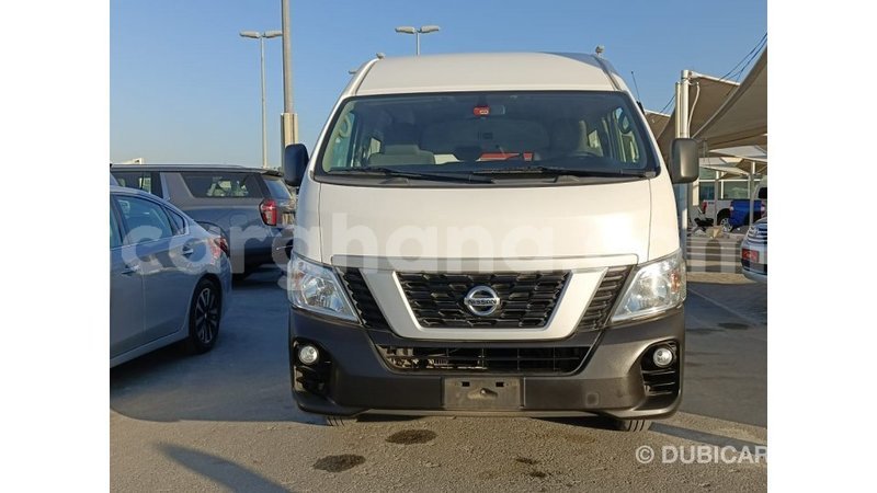 Big with watermark nissan urvan ashanti import dubai 41303