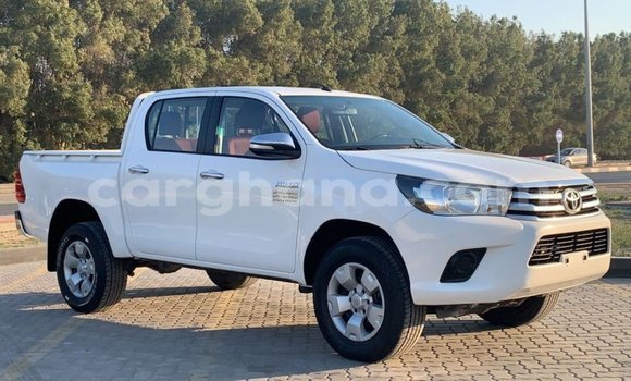 Ra Imported Toyota Hilux funfun Ọkọ̀ in Import - Dubai ni Ashanti Ra Imported Toyota Hilux funfun Ọkọ̀ in Import - Dubai ni Ashanti
