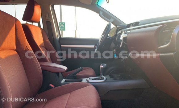 Ra Imported Toyota Hilux funfun Ọkọ̀ in Import - Dubai ni Ashanti Ra Imported Toyota Hilux funfun Ọkọ̀ in Import - Dubai ni Ashanti