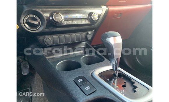Ra Imported Toyota Hilux funfun Ọkọ̀ in Import - Dubai ni Ashanti Ra Imported Toyota Hilux funfun Ọkọ̀ in Import - Dubai ni Ashanti