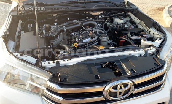 Ra Imported Toyota Hilux funfun Ọkọ̀ in Import - Dubai ni Ashanti Ra Imported Toyota Hilux funfun Ọkọ̀ in Import - Dubai ni Ashanti