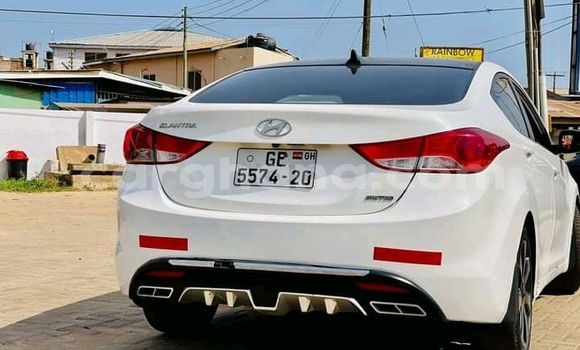 Sayi Na hannu Hyundai Elantra White Mota in Accra a Greater Accra Sayi Na hannu Hyundai Elantra White Mota in Accra a Greater Accra