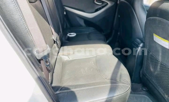 Sayi Na hannu Hyundai Elantra White Mota in Accra a Greater Accra Sayi Na hannu Hyundai Elantra White Mota in Accra a Greater Accra