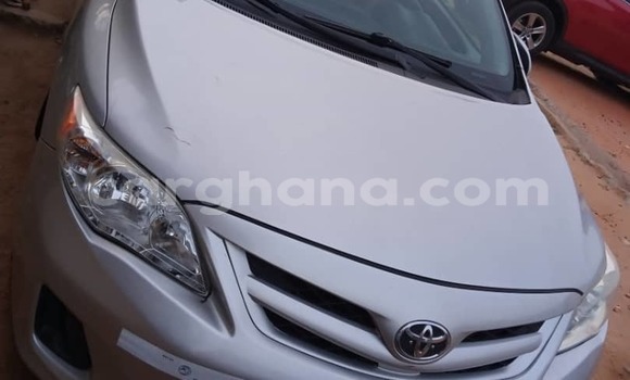 Sayi Na hannu Toyota Corolla Azurfa Mota in Accra a Greater Accra Sayi Na hannu Toyota Corolla Azurfa Mota in Accra a Greater Accra