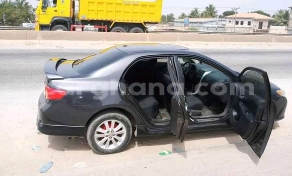 Sayi Na hannu Toyota Corolla Black Mota in Accra a Greater Accra Sayi Na hannu Toyota Corolla Black Mota in Accra a Greater Accra
