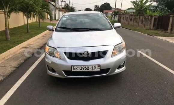 Ra Àlòkù Toyota Corolla Silver Ọkọ̀ in Accra ni Greater Accra