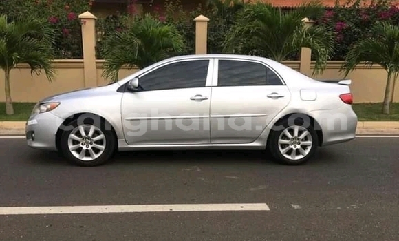 Sayi Na hannu Toyota Corolla Azurfa Mota in Accra a Greater Accra Sayi Na hannu Toyota Corolla Azurfa Mota in Accra a Greater Accra