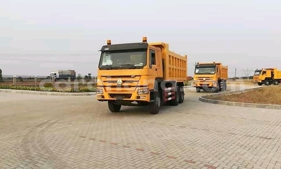 Buy Used Howo Sinotruck Other Truck in Accra in Greater Accra Buy Used Howo Sinotruck Other Truck in Accra in Greater Accra
